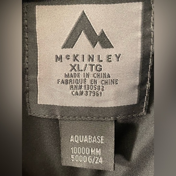 Winter Black jacket | Water resistance | Worn a few times | Like new - Picture 4 of 6